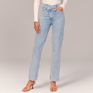 Abercrombie Curve Love 90s Straight Ultra High Rise Jeans